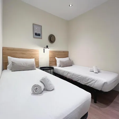 Stay U-Nique Apartments Rocafort Barcelona Buitenkant foto